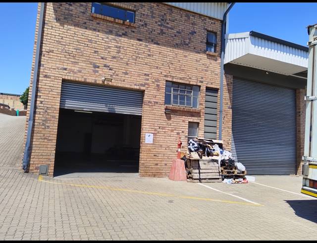 136M² WAREHOUSE TO LET IN NELSPRUIT CENTRAL